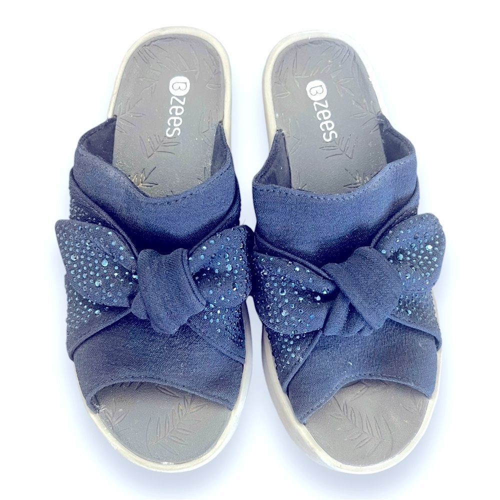 BZEES Womens Smile Bright Slide Sandal Slip-On Bow Rhinestone Navy Blue Size 6M